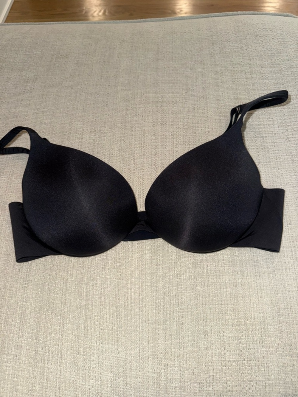 SKIMS Ultimate Teardrop Underwire Push-Up Bra